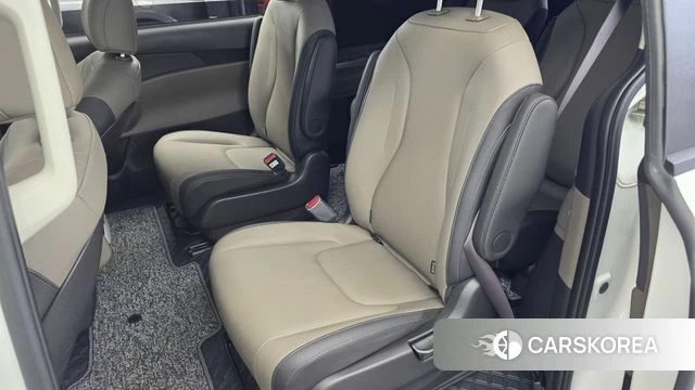 Kia The New Carnival 4th Generation id 4462240 из Кореи 18