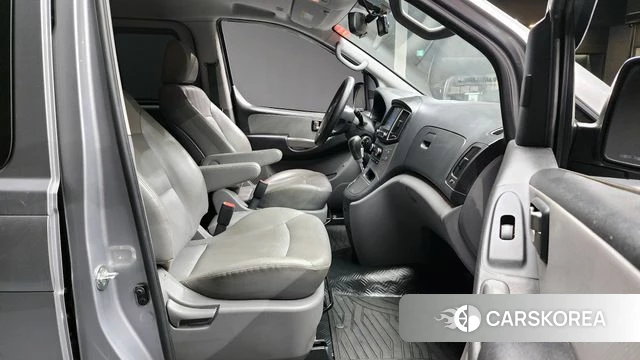 Hyundai The New Grand Starex id 4269221 из Кореи 18