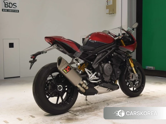Проданный Triumph SPEED TRIPLE 1200 RR 2023 из Японии, фото 2