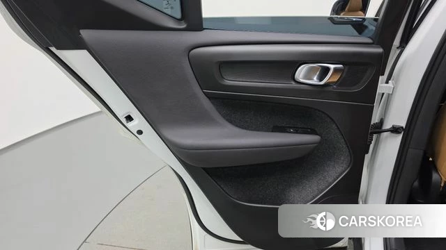 Volvo XC40 id 4750102 из Кореи 18