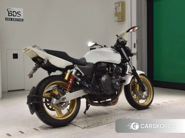 Проданный Honda CB400SF 2013 из Японии, фото 2
