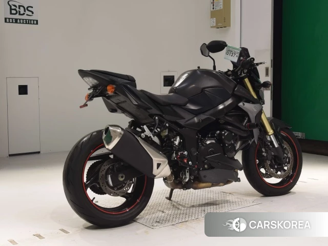 Проданный Suzuki GSR750 ABS 2015 из Японии, фото 2