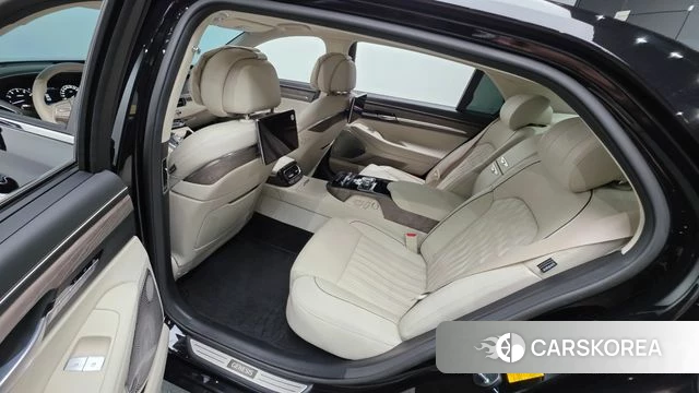 Genesis G90 id 4495624 из Кореи 18