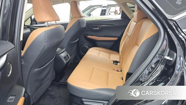 Lexus NX300h id 4530010 из Кореи 18
