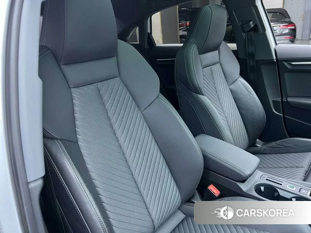 Audi A3 id 4258544 из Китая 18
