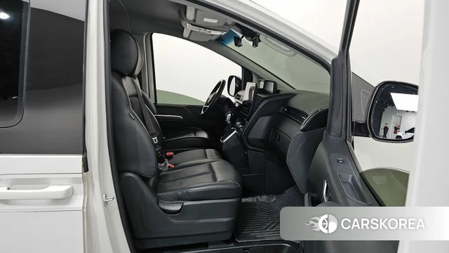 Hyundai Staria id 4428621 из Кореи 18