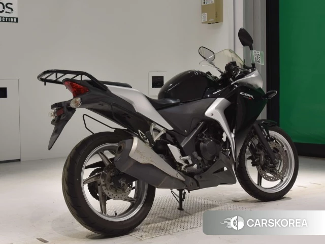 Проданный Honda CBR250R ABS 2011 из Японии, фото 2