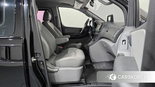 Hyundai The New Grand Starex id 4225538 из Кореи 18