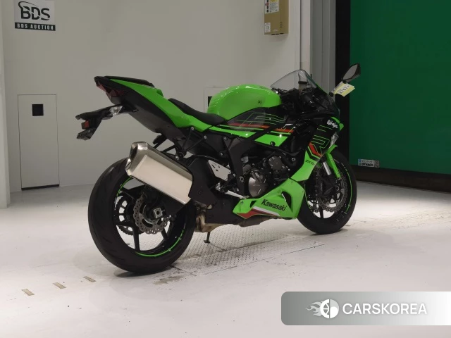 Проданный Kawasaki ZX-6R NINJA ABS 2023 из Японии, фото 2