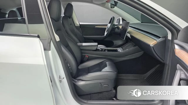 Tesla Model Y id 4863281 из Кореи 18