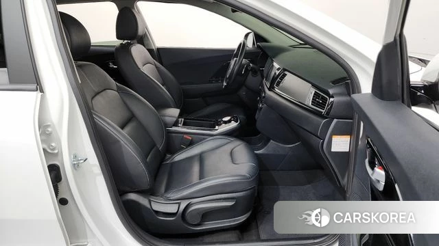 Kia Niro EV id 4625353 из Кореи 18