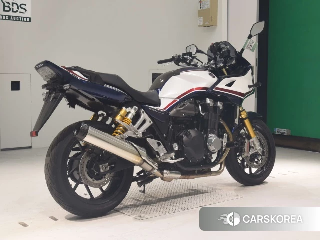 Проданный Honda CB1300SF BOLDOR SP 2019 из Японии, фото 2