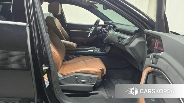 Audi e-Tron id 4231553 из Кореи 18