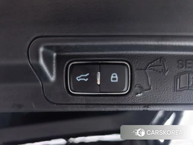 Ford Explorer id 4374539 из Китая 18
