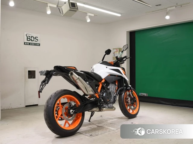 Проданный KTM 890 DUKE R 2021 из Японии, фото 2