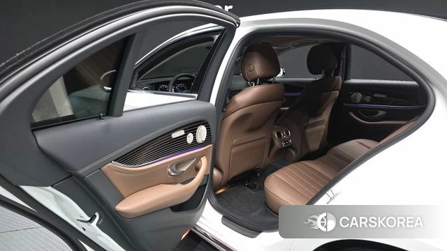 Mercedes-Benz E-Class W213 id 4656121 из Кореи 18