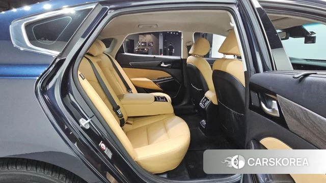 Kia K7 Premier Hybrid id 4496467 из Кореи 18