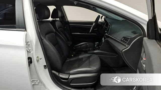 Hyundai The New Avante AD id 4339494 из Кореи 18