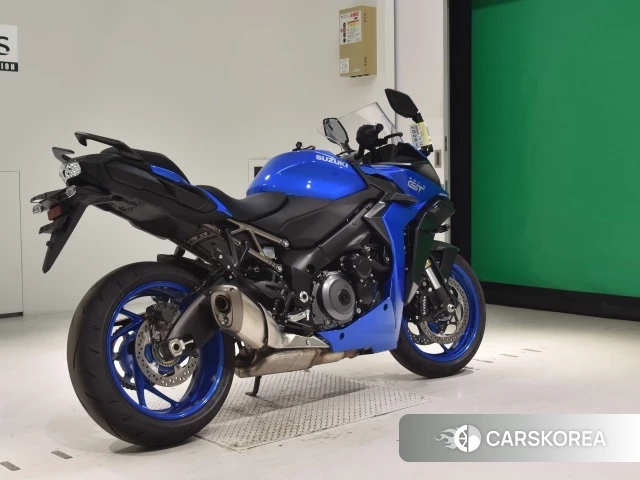 Проданный Suzuki GSX-S1000GT 2024 из Японии, фото 2