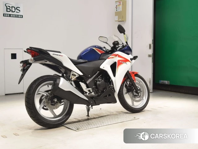 Проданный Honda CBR250R id 4175765 из Японии, фото 2