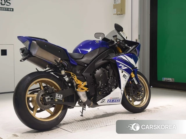 Проданный Yamaha YZF-R1 2010 из Японии