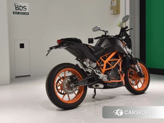 Проданный KTM 390 DUKE 2015 из Японии, фото 2