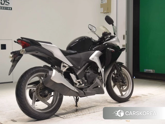 Проданный Honda CBR250R 2011 из Японии