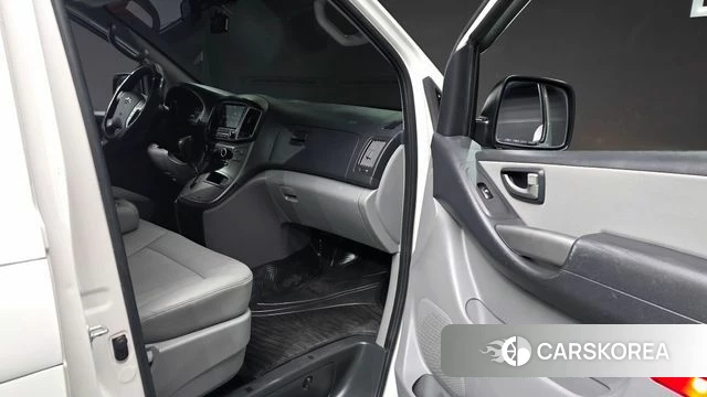 Hyundai The New Grand Starex id 4727380 из Кореи 18