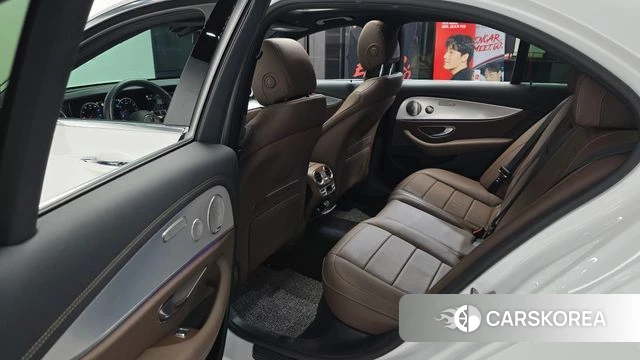 Mercedes-Benz E-Class W213 id 4707609 из Кореи 18