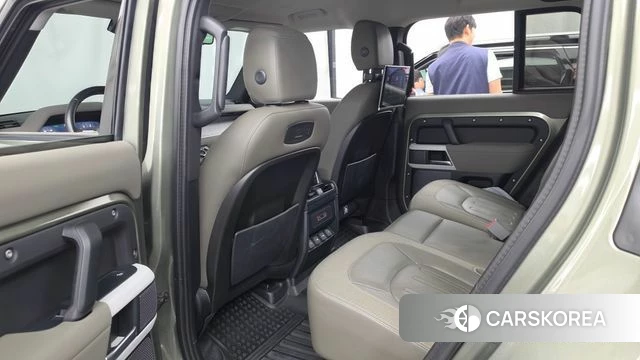 Land Rover Defender (L663) id 4872716 из Кореи 18