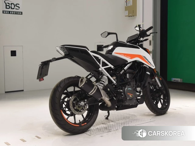 Проданный KTM 390 DUKE 2022 из Японии, фото 2