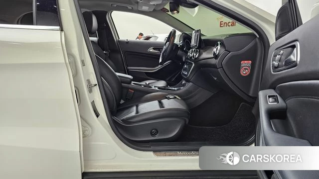 Mercedes-Benz GLA-Class X156 id 4610581 из Кореи 18