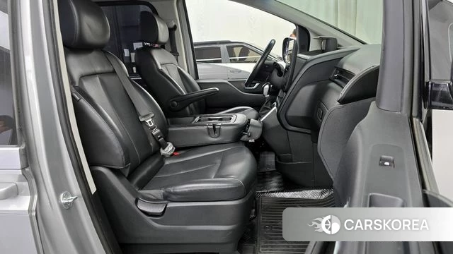 Hyundai Staria id 4355513 из Кореи 18