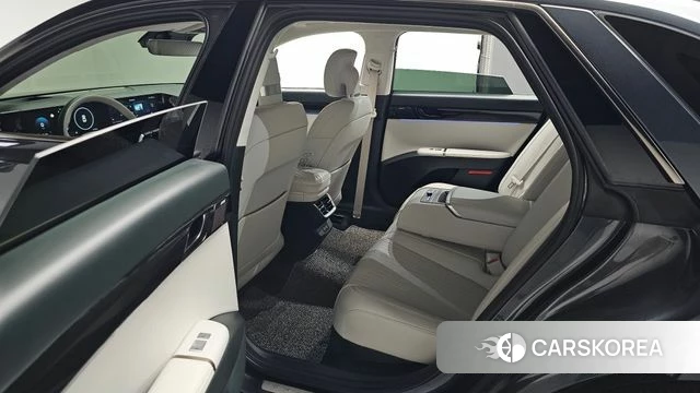 Hyundai Grandeur (GN7) id 4201465 из Кореи 18