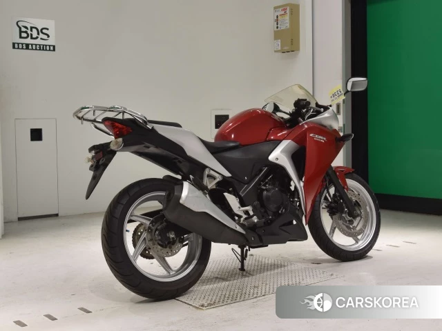Проданный Honda CBR250R 2011 из Японии, фото 2
