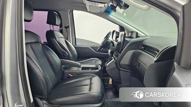 Hyundai Staria id 4936568 из Кореи 18