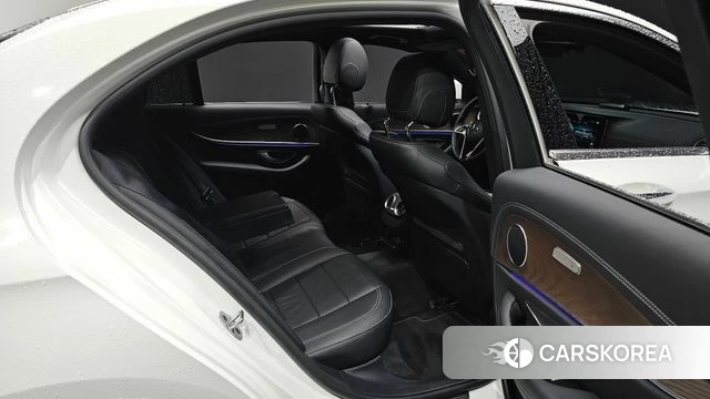 Mercedes-Benz E-Class W213 id 4281800 из Кореи 18
