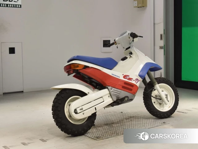 Проданный Honda CBR1000RR-R FIREBLADE SP id 4176525 из Японии, фото 2