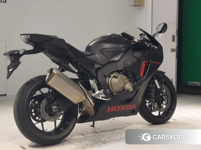 Проданный Honda CBR1000RR 2017 из Японии, фото 2