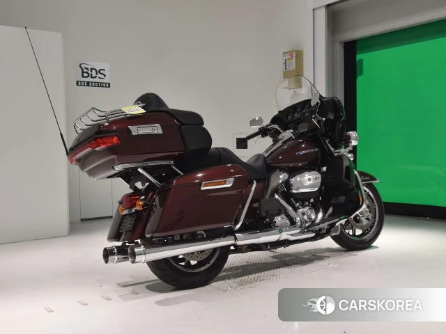 Проданный Harley-Davidson Electra Glide FLHTK1740 2018 из Японии, фото 2