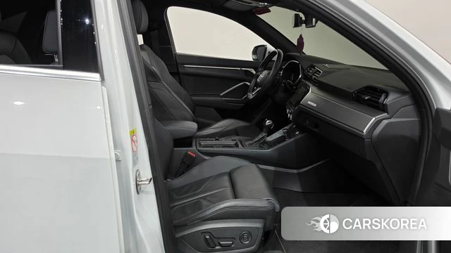 Audi Q3 (F3) id 4897933 из Кореи 18