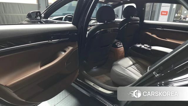 Genesis G90 id 4267932 из Кореи 18