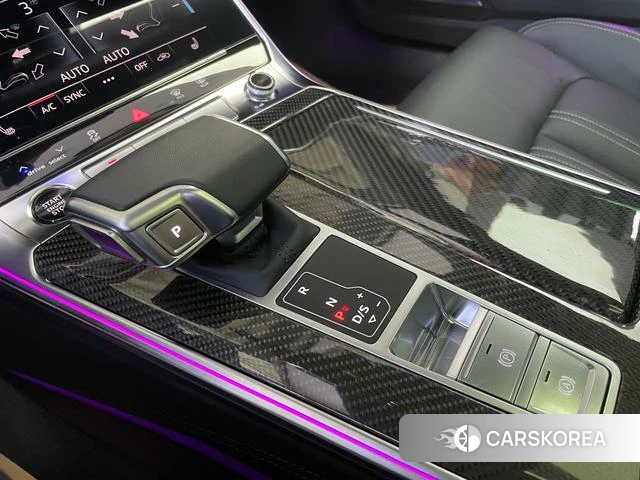 Audi A6L id 4208166 из Китая 18
