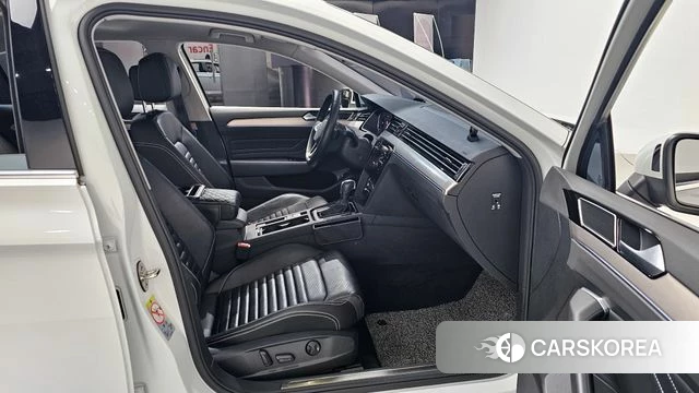 Volkswagen Passat GT (B8) id 4231164 из Кореи 18