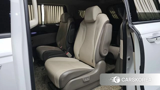 Kia Carnival 4th generation id 4640878 из Кореи 18