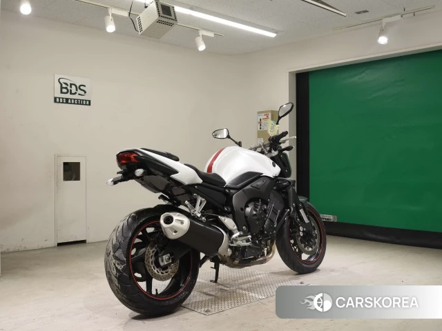 Проданный Yamaha FZ1-N 2012 из Японии, фото 2