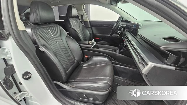 Hyundai Grandeur (GN7) id 4880440 из Кореи 18