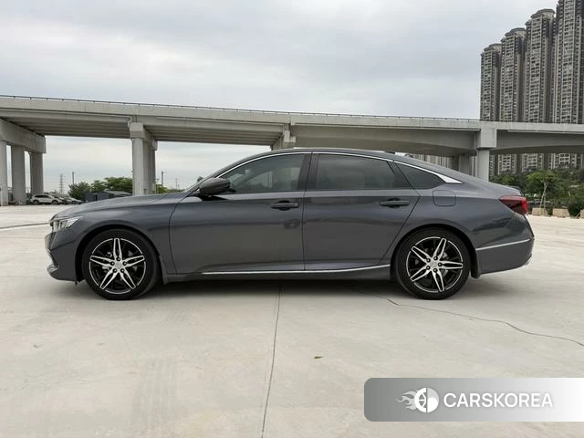 Honda Accord id 4313444 из Китая 18
