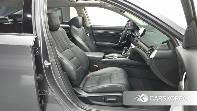 Honda Accord 10th Generation id 4525810 из Кореи 18