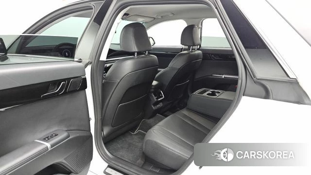 Hyundai Grandeur (GN7) id 4336788 из Кореи 18